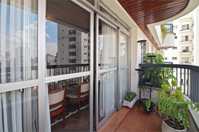 Apartamento - Venda - Itaim Bibi - So Paulo - SP