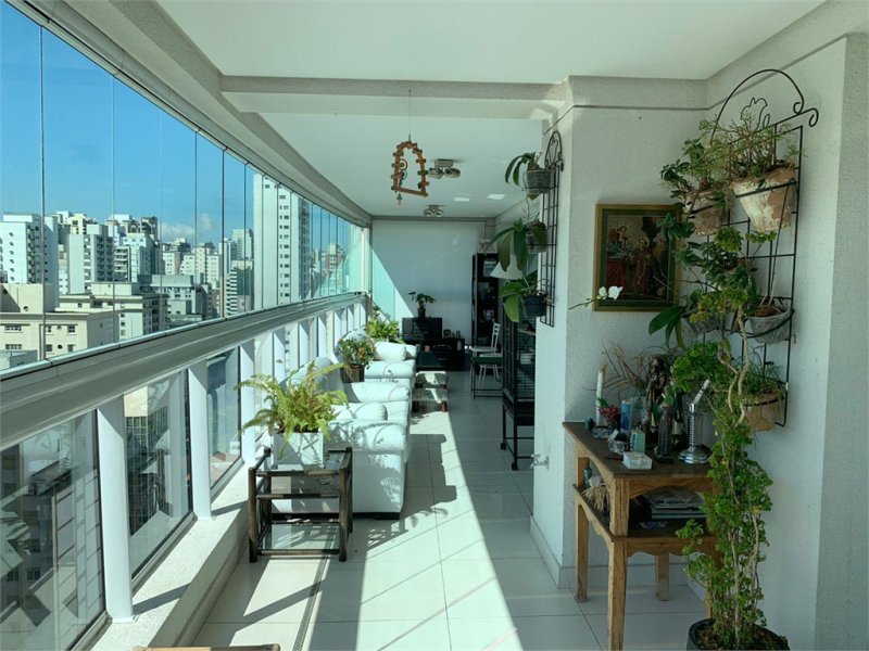 Apartamentos com varanda para alugar em São Paulo, SP - ZAP Imóveis